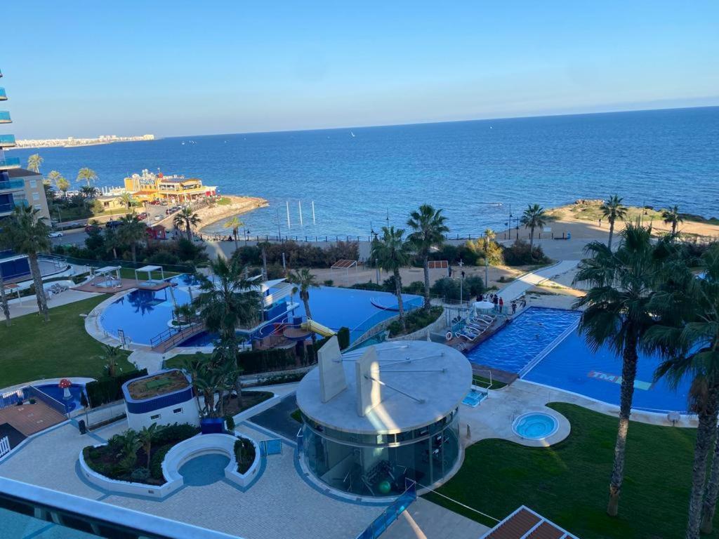 Apartment Deluxe Clara Sea Senses Torrevieja Exteriör bild
