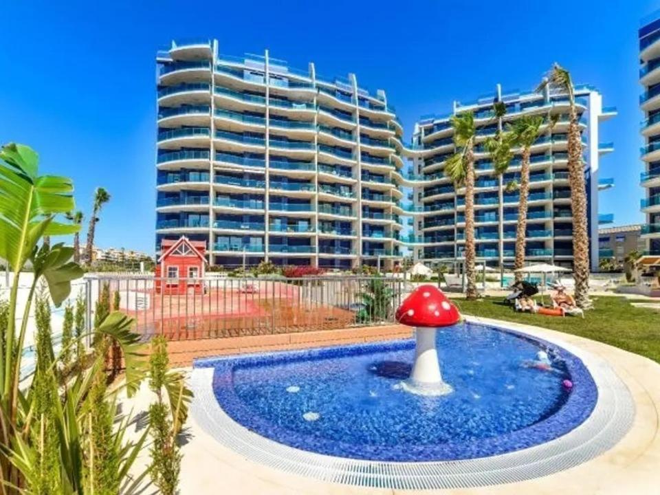 Apartment Deluxe Clara Sea Senses Torrevieja Exteriör bild