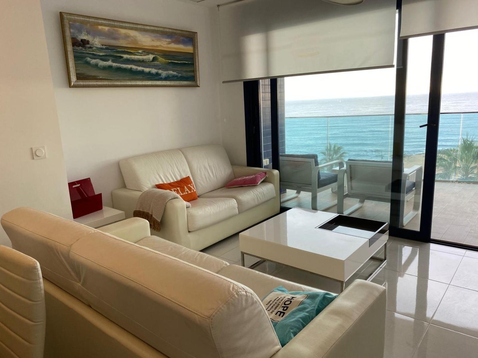 Apartment Deluxe Clara Sea Senses Torrevieja Exteriör bild