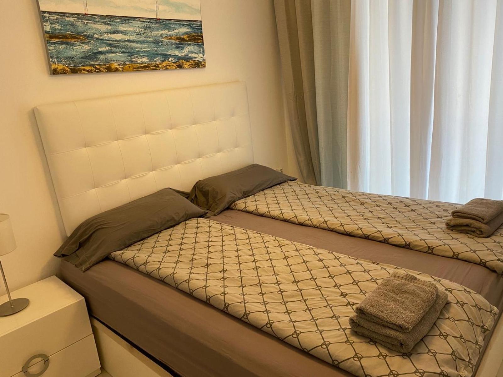 Apartment Deluxe Clara Sea Senses Torrevieja Exteriör bild